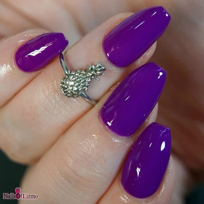 Manicure of Purple Addict soak-off gel polish