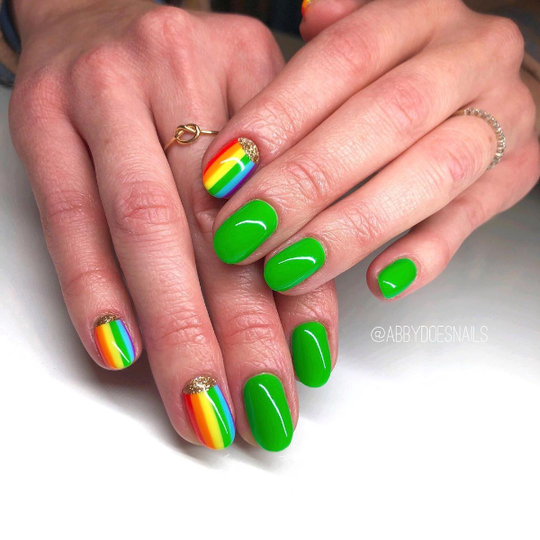manicure of Vibrant Green soak-off gel polish